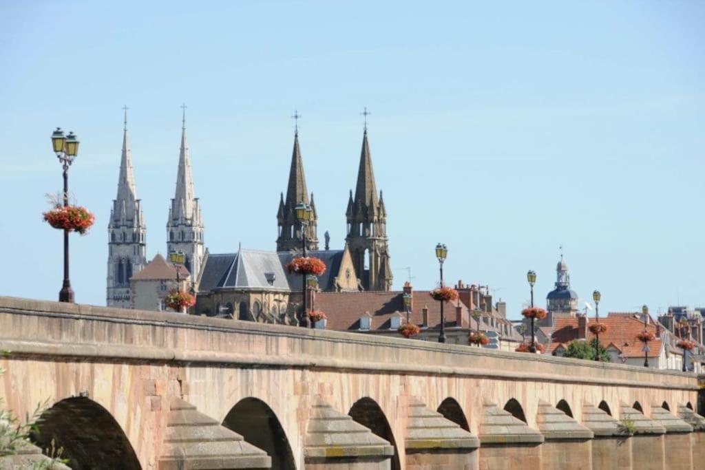 T3 Moulins Avec Garage Proche Gare Apartman Kültér fotó